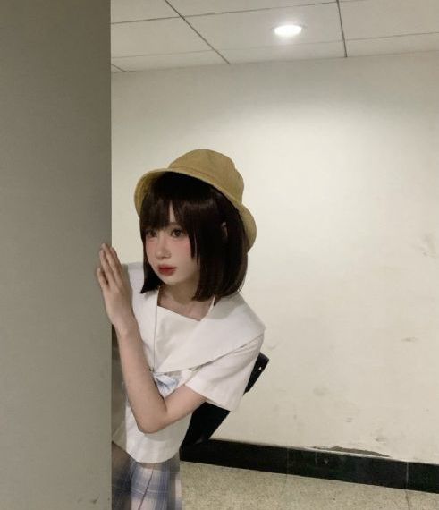 我的英语老师是黄老师用英文怎么说_国产剧免费播放
