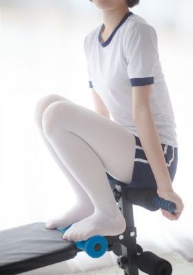 宝可梦沙奈朵口吐白色液体_BD韩语高清视频播放